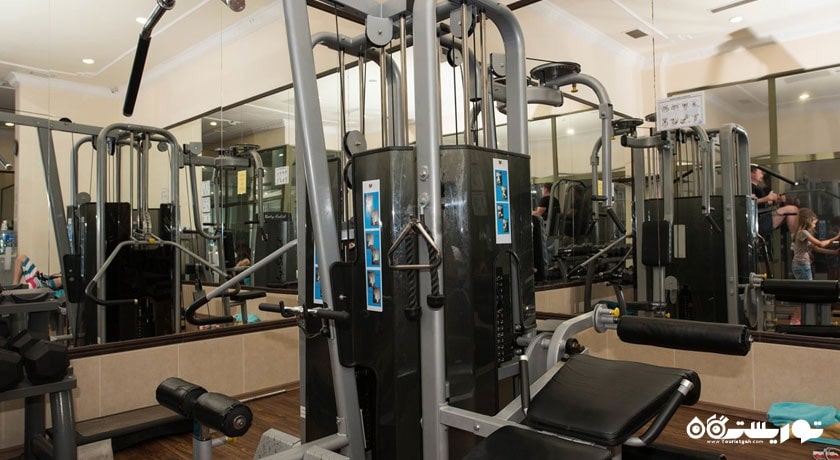 نمای سالن بدنساز هتل